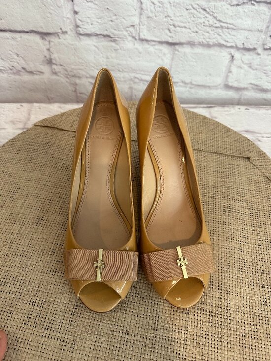 Tory Burch Shoes - Tory Burch TRUDY gold yellow Patent Leather Wedge Pumps Bow size 9